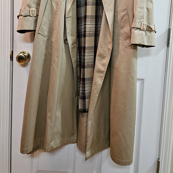 Women's London Fog Raincoat - Trench Style - Size 18 Regular - Picture 13 of 13
